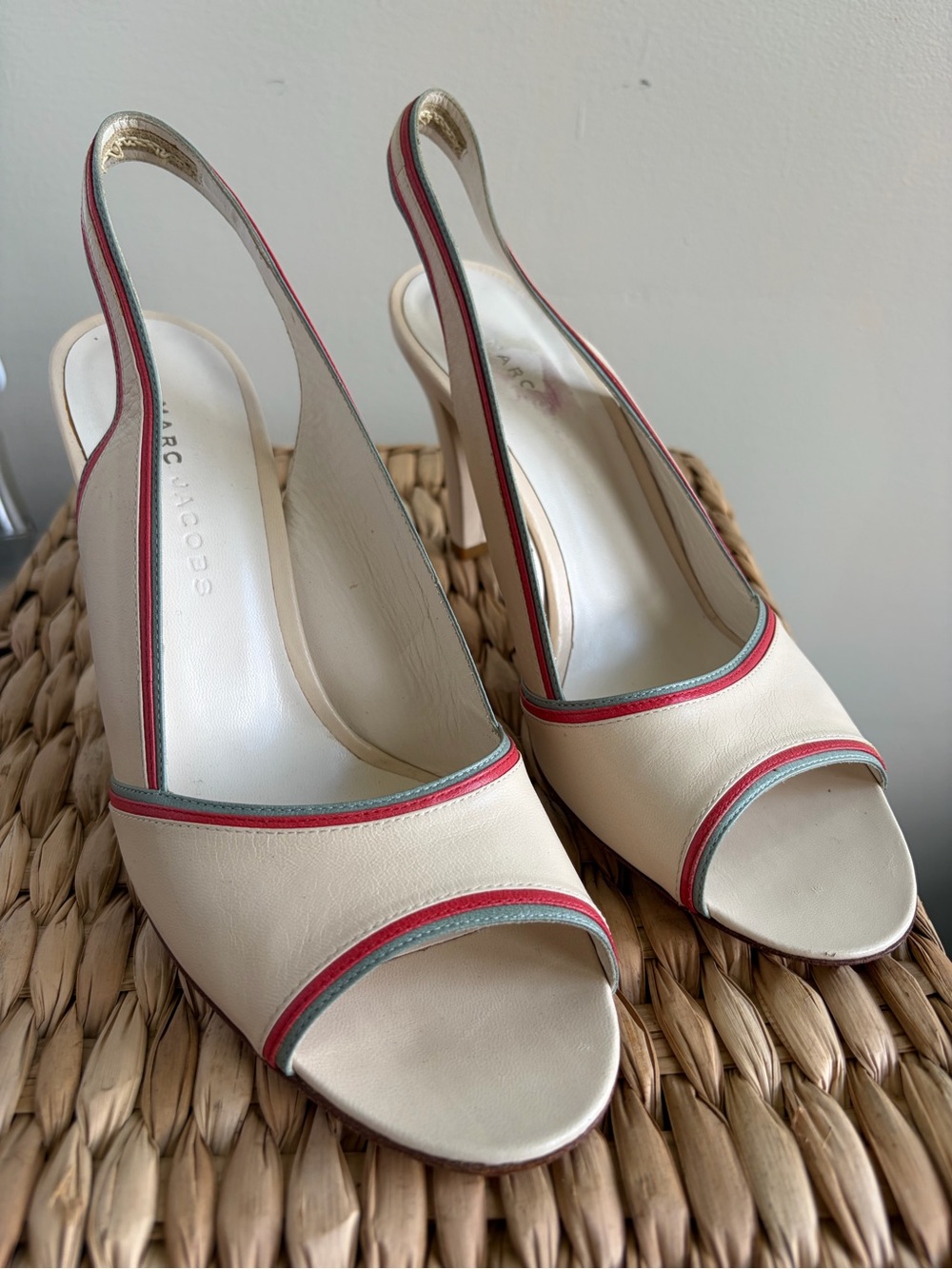Marc Jacobs Collection Italy Cream Leather Slingback Peep Toe Heels 38.5